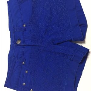 🚨SOLD🚨NWOT Designed Blue Shorts